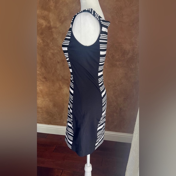 $80 EXPRESS BLACK & WHITE STRIPE BODYCON SHEATH DRESS SMALL - Picture 6 of 6